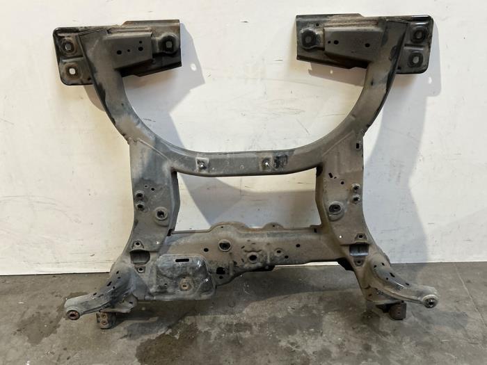 Rama pomocnicza Mercedes B-Klasse