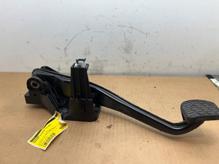 Brake pedal Mercedes B-Klasse