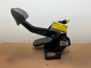 Gebruikte Rempedaal Mercedes B (W245) 2.0 B-180 CDI 16V Prijs € 48,40 Inclusief btw aangeboden door Autoparts Van De Velde