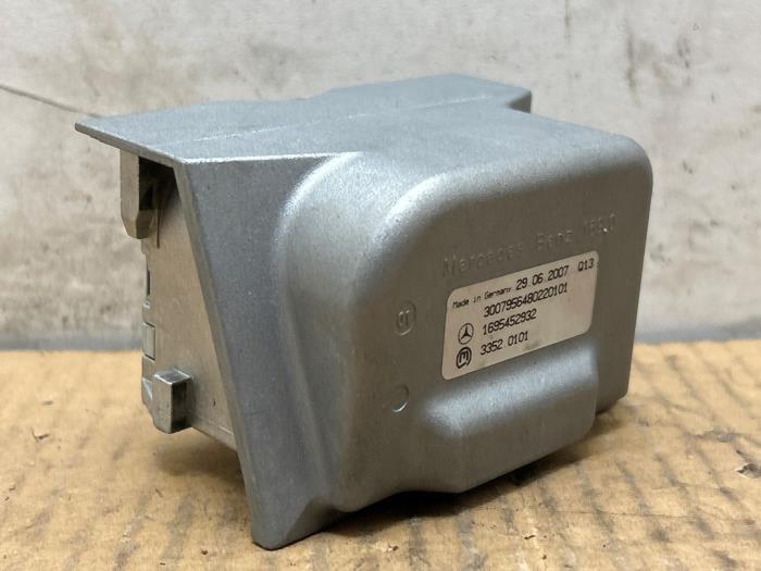 Stacyjka + sterownik Mercedes B-Klasse