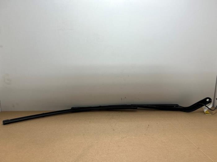 Brazo delantero de limpiaparabrisas Mercedes Sprinter