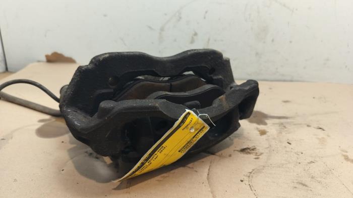 Etrier de frein (pince) avant droit Mercedes Sprinter