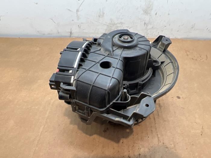 Heating and ventilation fan motor Mercedes Sprinter