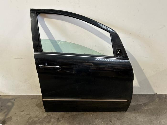 Tür 4-türig rechts vorne Mercedes B-Klasse