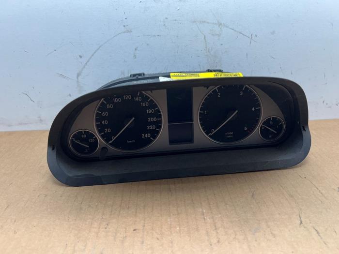 Licznik kilometrów KM Mercedes B-Klasse