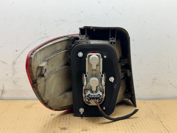 Luz trasera derecha Mercedes B-Klasse