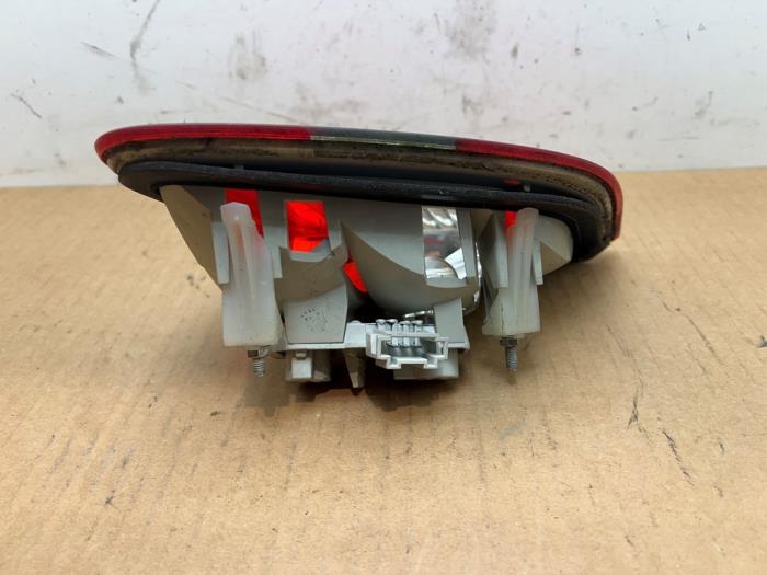Luz trasera izquierda Mercedes B-Klasse