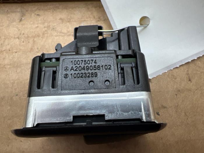Commutateur vitre électrique Mercedes B-Klasse