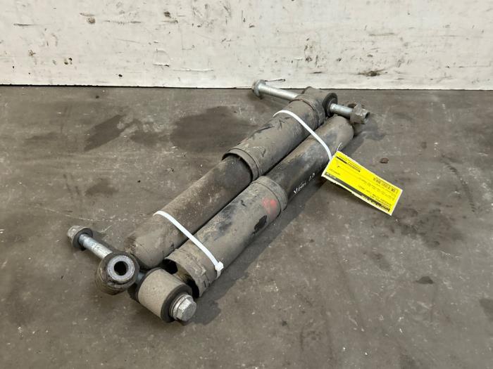 Zestaw amortyzatorów Mercedes Citan