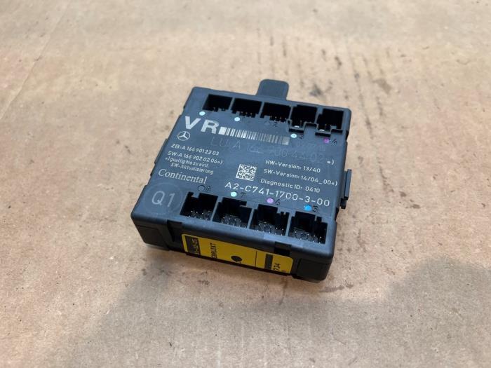 Módulo de cierre centralizado Mercedes CLA