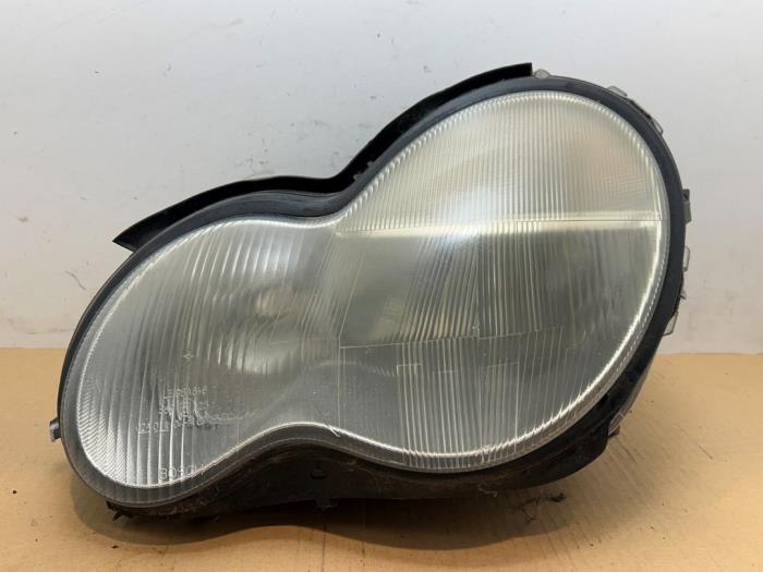Koplamp links Mercedes C-Klasse