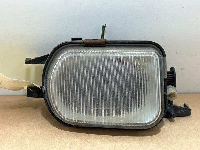 Luz antiniebla izquierda delante Mercedes C-Klasse