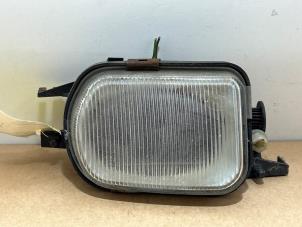 Gebruikte Mistlamp links-voor Mercedes C (W203) 2.2 C-200 CDI 16V Prijs € 36,30 Inclusief btw aangeboden door Autoparts Van De Velde