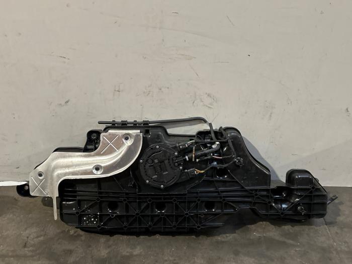 Zbiornik AdBlue Mercedes A-Klasse