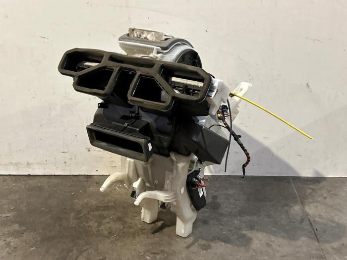 Heater housing Mercedes B-Klasse