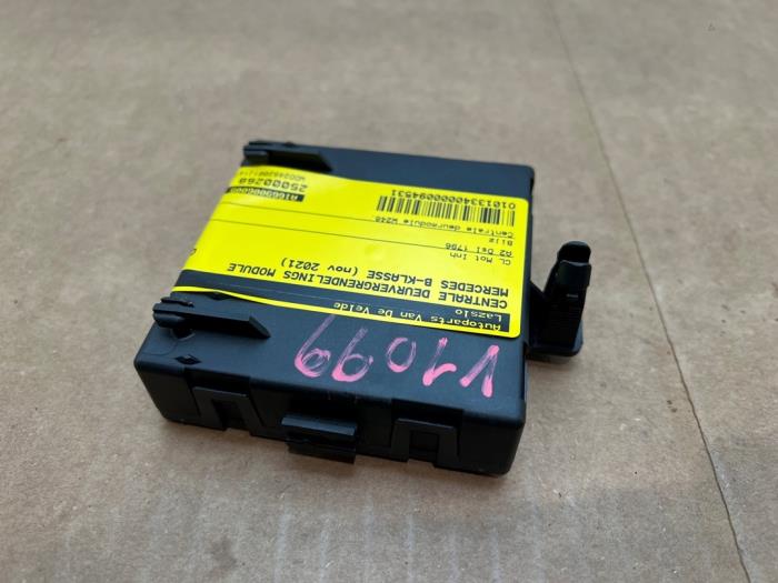 Central door locking module Mercedes B-Klasse