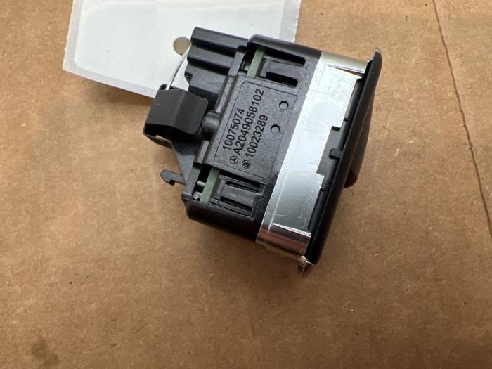 Electric window switch Mercedes B-Klasse