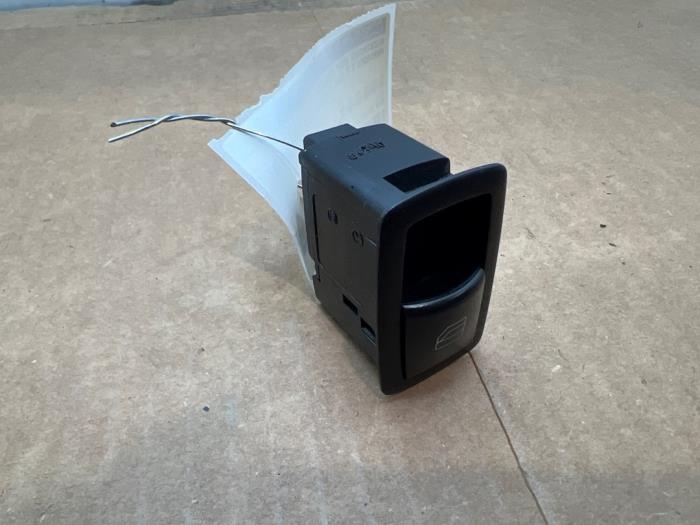 Przelacznik elektrycznej szyby Mercedes B-Klasse