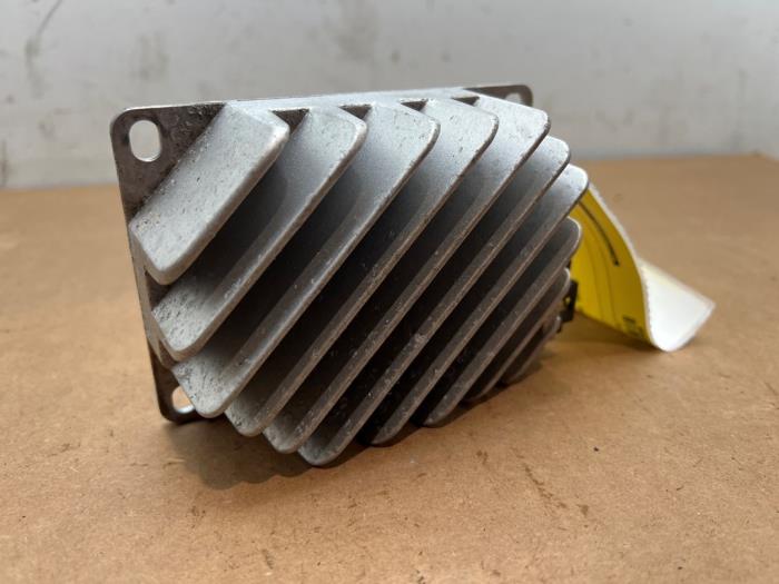 Wzmacniacz radiowy Mercedes CLA