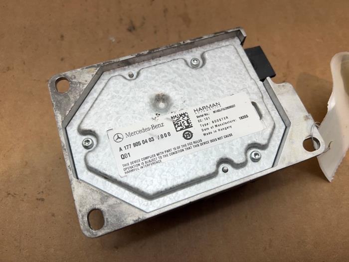 Radio amplifier Mercedes CLA