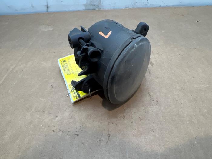 Swiatlo przeciwmgielne lewy przód Mercedes B-Klasse