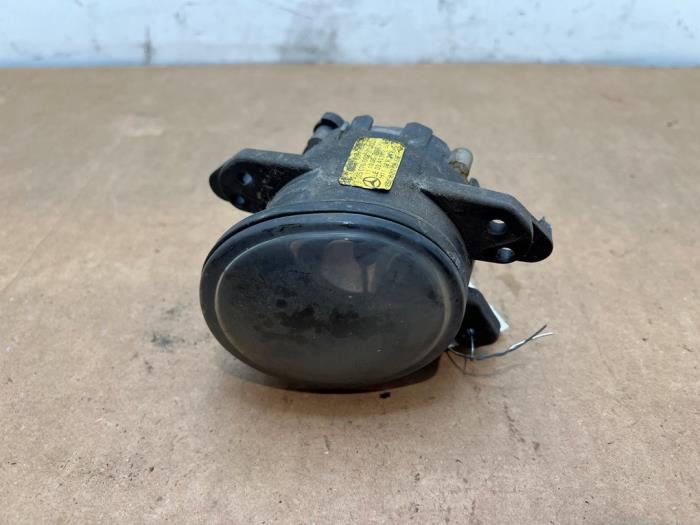 Swiatlo przeciwmgielne prawy przód Mercedes B-Klasse