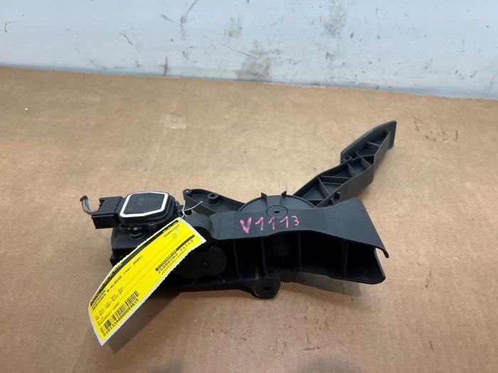 Pedal gazu Mercedes B-Klasse