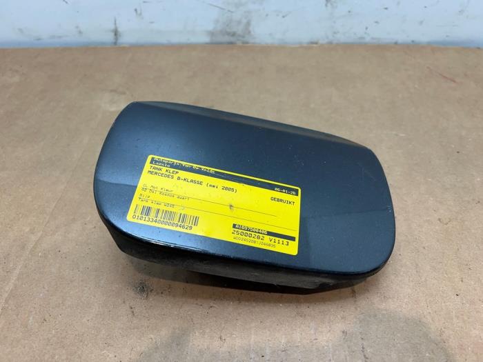 Pokrywa wlewu paliwa Mercedes B-Klasse