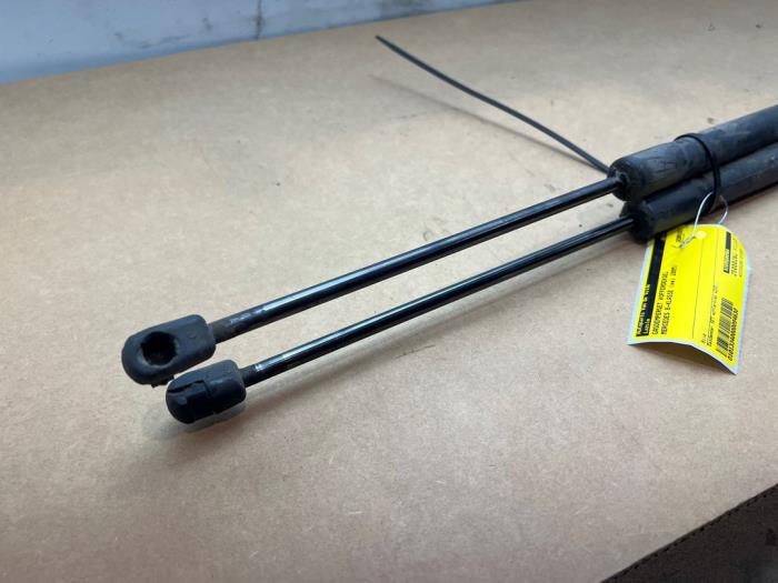 Gasdemperset Kofferdeksel Mercedes B-Klasse