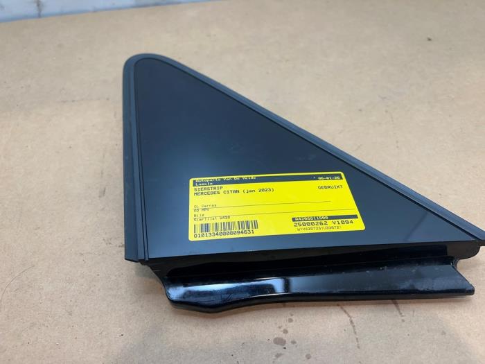 Bande décorative Mercedes Citan