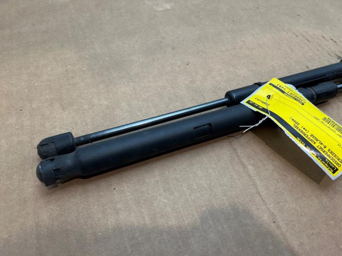 Zestaw amortyzatorów gazowych pokrywy bagaznika Mercedes R-Klasse