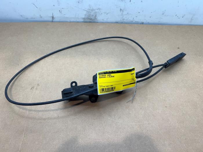 Cable de capó Mercedes C-Klasse