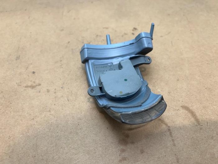 Feu clignotant droit Mercedes E-Klasse