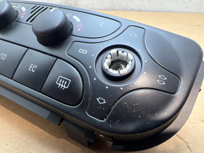 Kachel Bedieningspaneel Mercedes C-Klasse