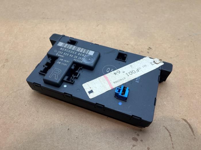 Modul centralnego zamka Mercedes C-Klasse