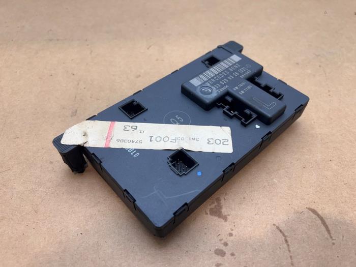 Modul centralnego zamka Mercedes C-Klasse