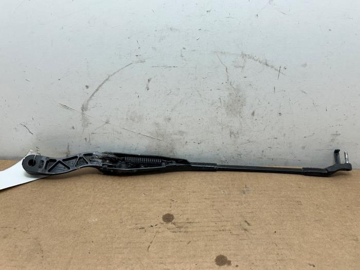 Ramie wycieraczki przedniej Mercedes E-Klasse