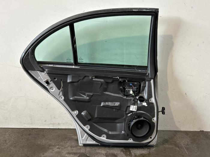 Tür 4-türig links hinten Mercedes E-Klasse