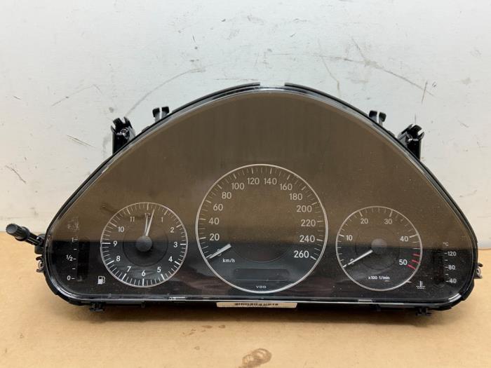Compteur kilométrique KM Mercedes E-Klasse