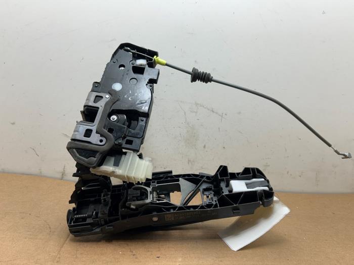 Deurslot Mechaniek 4Deurs rechts-voor Mercedes CLA