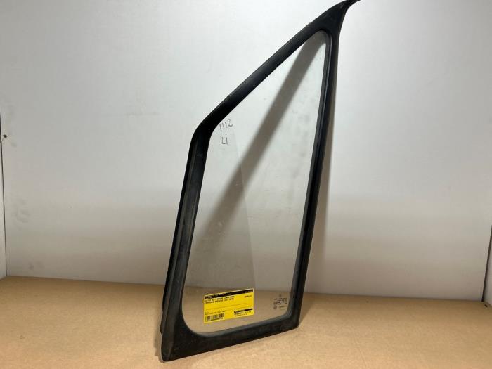 Dodatkowa szyba lewa przednia wersja 2-drzwiowa Mercedes Sprinter