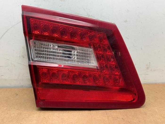 Feu arrière gauche Mercedes E-Klasse