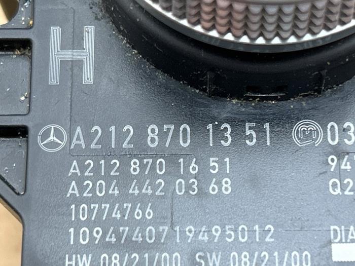 Commande ordinateur de bord Mercedes E-Klasse