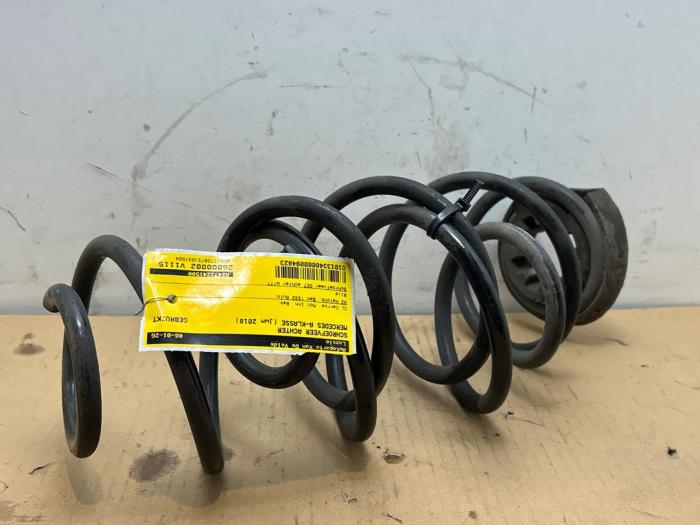 Muelle helicoidal detrás Mercedes A-Klasse