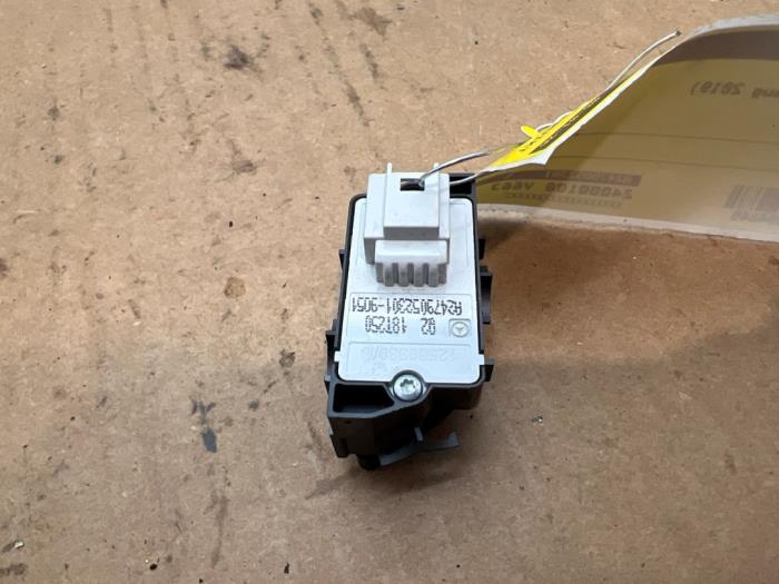 Przelacznik Mercedes B-Klasse