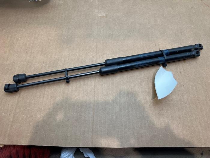 Juego de amortiguadores de gas del portón trasero Mercedes A-Klasse