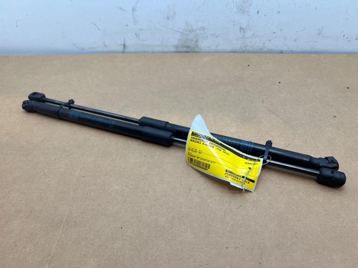 Zestaw amortyzatorów gazowych pokrywy bagaznika Mercedes A-Klasse