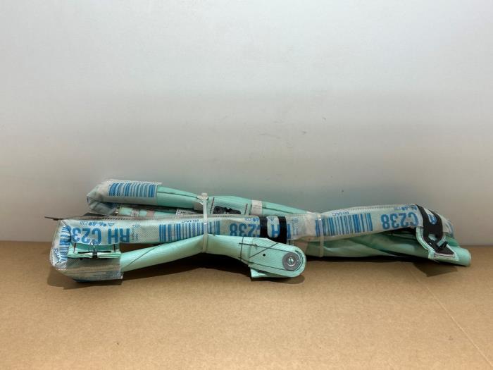 Kurtyna prawa Mercedes E-Klasse