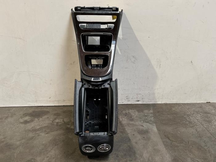 Konsole srodkowe Mercedes E-Klasse