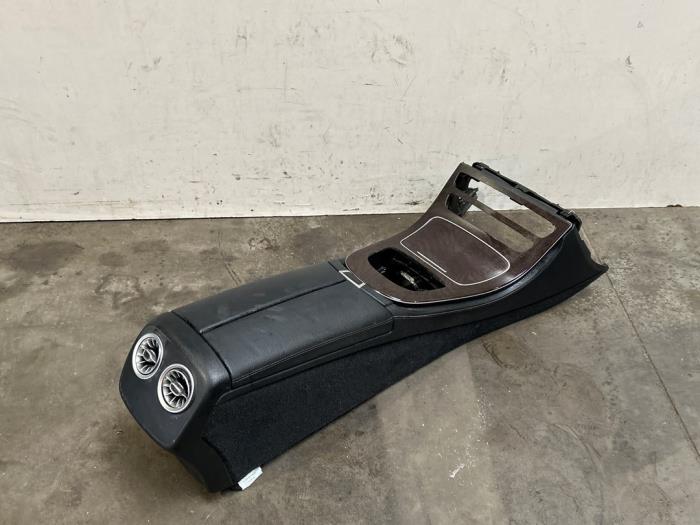 Konsole srodkowe Mercedes E-Klasse